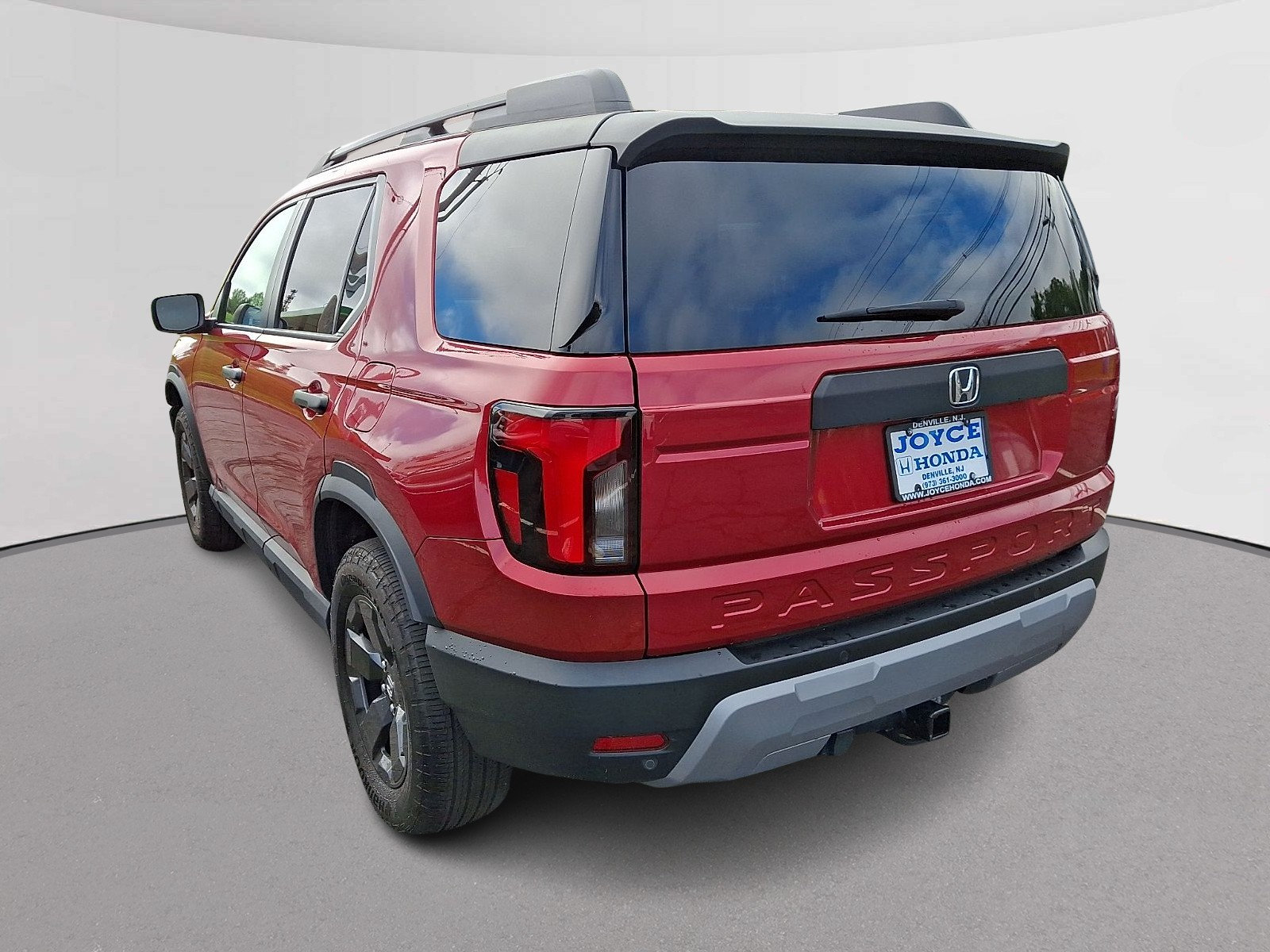 Certified 2026 Honda Passport RTL image 8