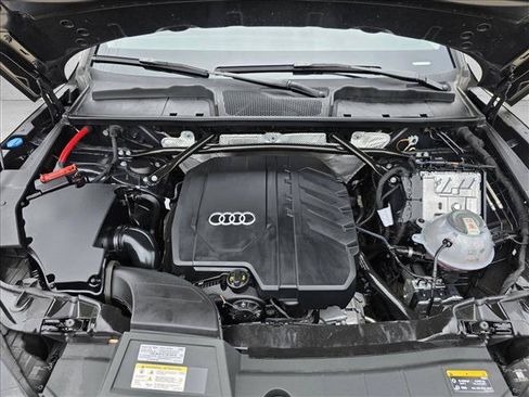 Used 2023 Audi Q5 2.0T Premium w/ Convenience Package AWD/4WD image 21