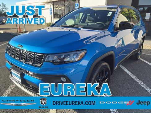 New 2026 Jeep Compass Latitude image 1