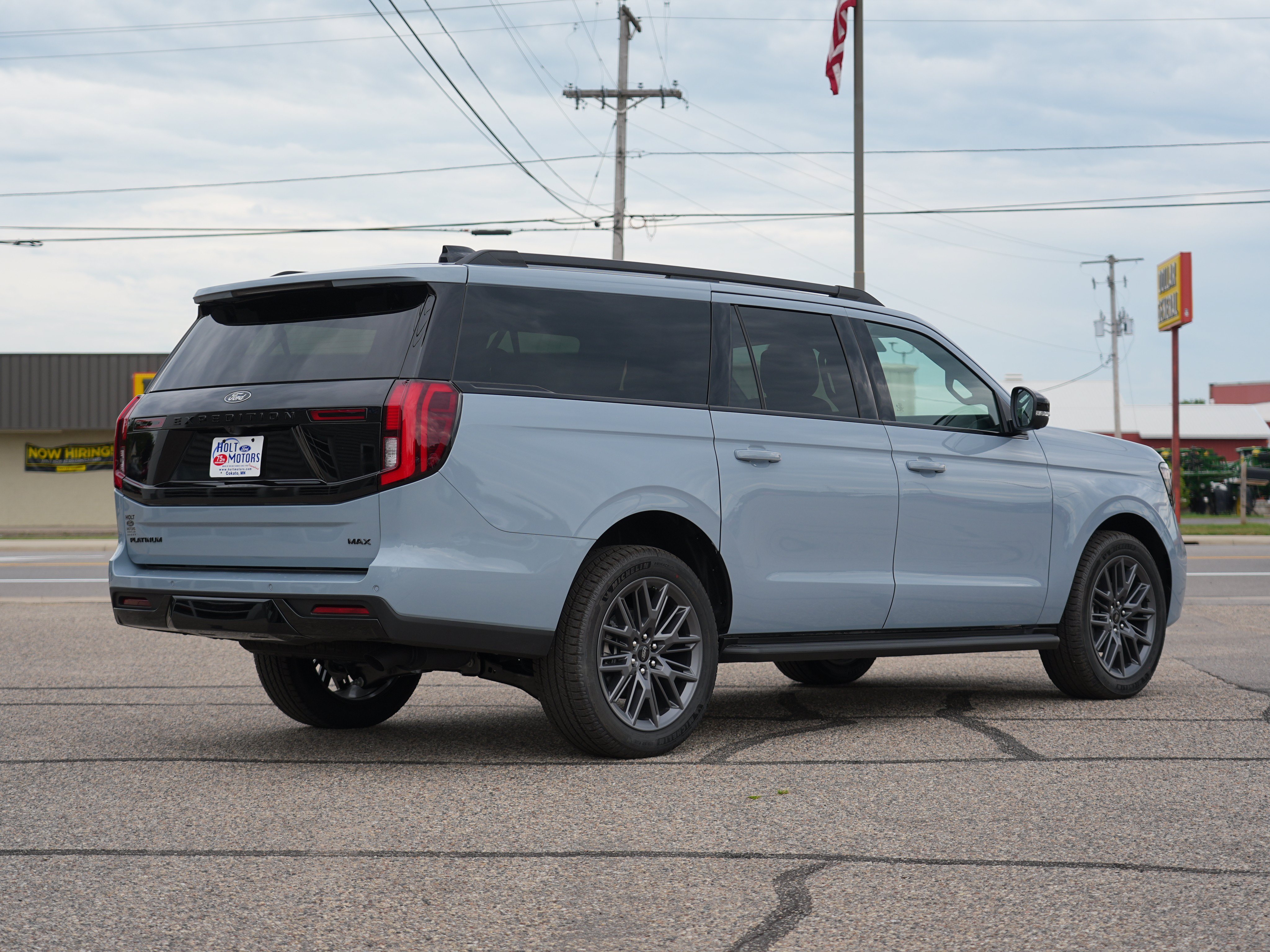 New 2026 Ford Expedition Max Platinum w/ Stealth Appearance Package AWD/4WD image 3