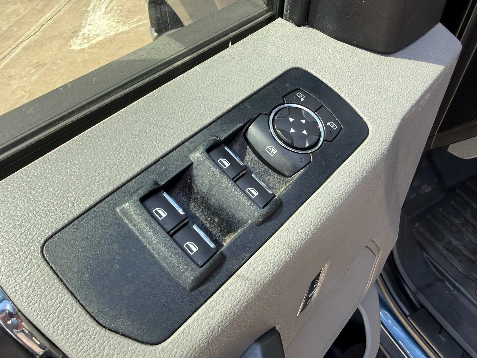 Used 2015 Ford F150 XLT w/ Equipment Group 302A Luxury RWD image 20
