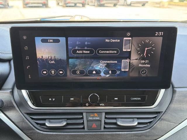 Certified 2025 Nissan Altima 2.5 SV w/ SV Premium Package FWD image 4