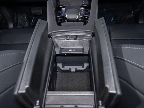 New 2026 Mercedes-Benz GLE 450 4MATIC Coupe image 22