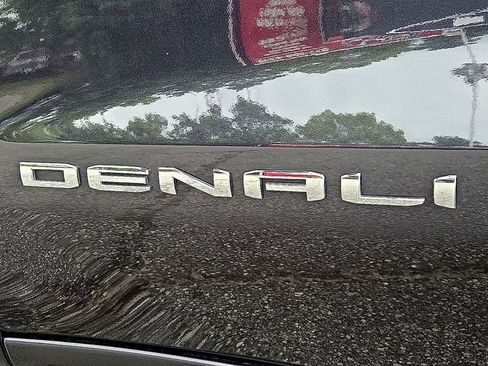 Used 2024 GMC Sierra 1500 Denali w/ Denali Reserve Package AWD/4WD image 12