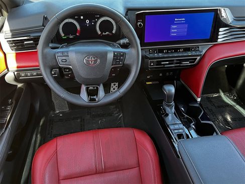 Used 2025 Toyota Camry XSE image 10
