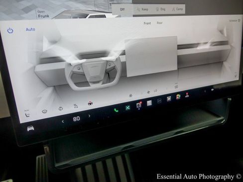 Used 2024 Tesla Cybertruck AWD Crew Cab image 36