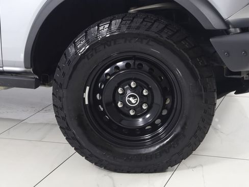 Used 2022 Ford Bronco Black Diamond AWD/4WD image 14