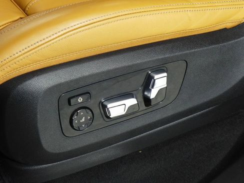 Certified 2022 BMW X5 xDrive45e w/ Executive Package image 23