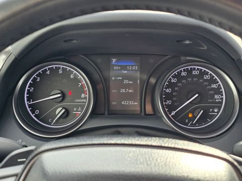 Used 2024 Toyota Camry SE image 24