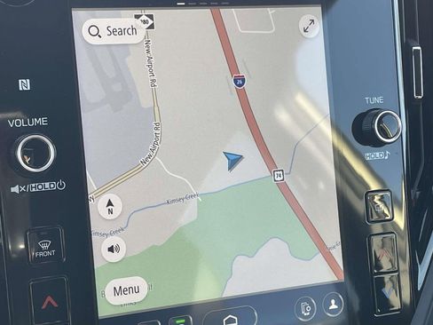 Used 2025 Subaru Forester Touring w/ Popular Package - Touring image 17