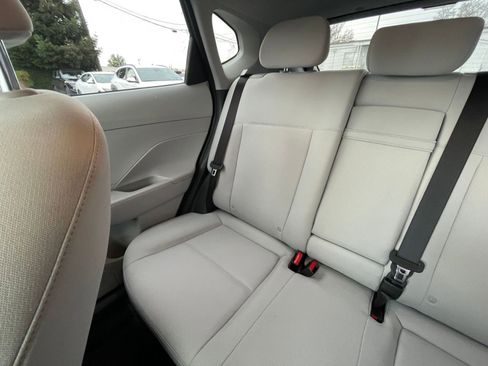 Used 2025 Hyundai Kona SEL image 39