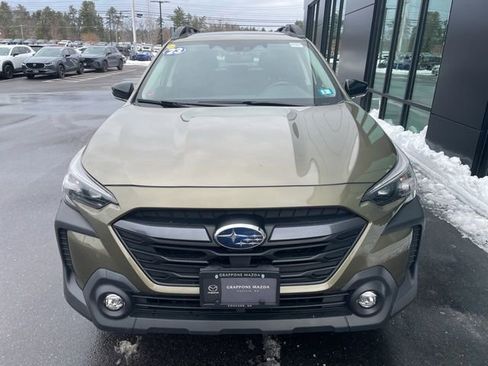 Used 2023 Subaru Outback Premium image 3