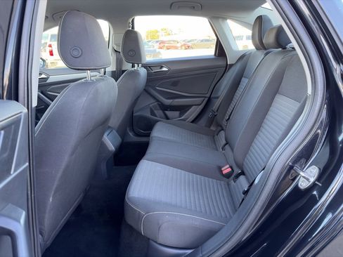 Used 2025 Volkswagen Jetta S image 9