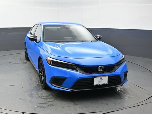 Used 2024 Honda Civic Sport image 10