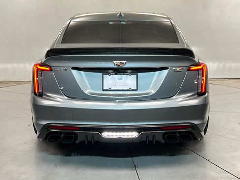 Certified 2023 Cadillac CT5 V Blackwing w/ Carbon Fiber Package 2 RWD image 5