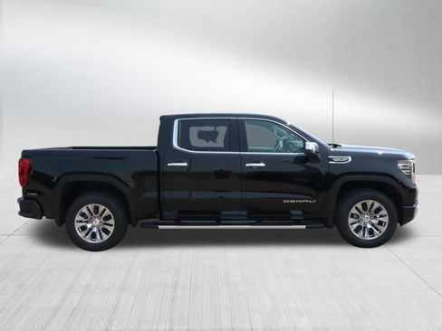 New 2026 GMC Sierra 1500 Denali w/ Technology Package image 8