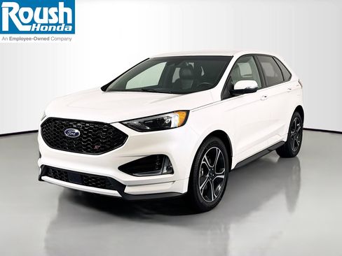 Used 2019 Ford Edge ST w/ Convenience Package image 1
