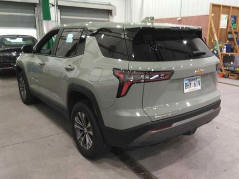 Used 2026 Chevrolet Equinox LT AWD/4WD image 6