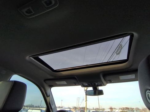 Used 2019 GMC Sierra 1500 SLT image 22