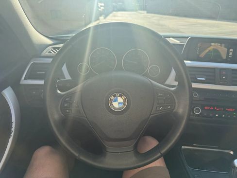 Used 2015 BMW 320i Sedan RWD image 19