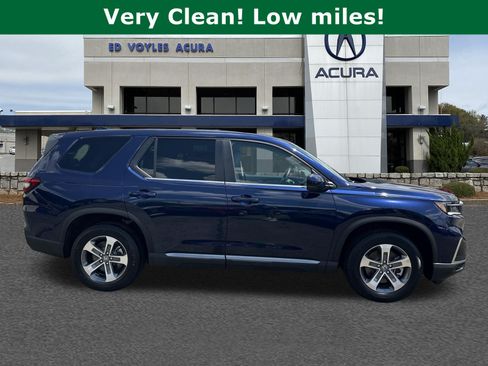 Used 2025 Honda Pilot EX-L image 4