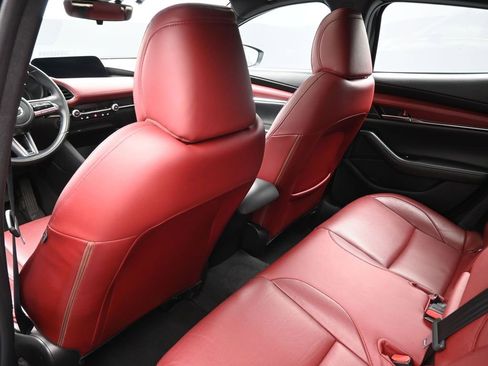 Used 2021 MAZDA MAZDA3 s image 14