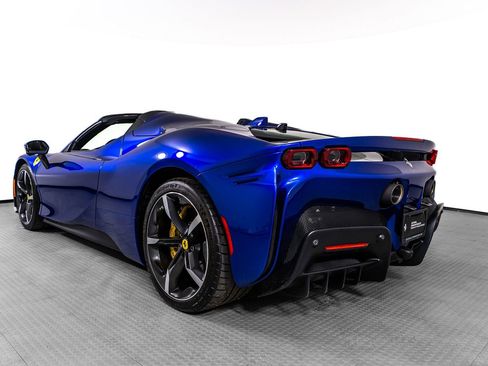 Certified 2025 Ferrari SF90 Spider AWD/4WD image 3