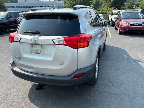 Used 2013 Toyota RAV4 LE AWD/4WD image 9