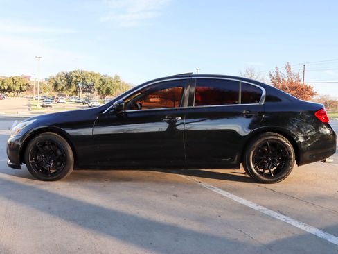 Used 2011 INFINITI G37 Journey w/ Premium Pkg image 4