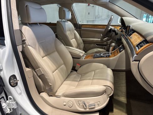 Used 2008 Audi A8 L 4.2 image 36
