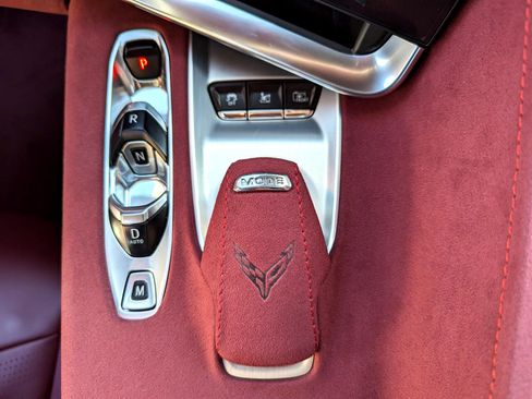 Used 2021 Chevrolet Corvette Stingray Premium Cpe w/ Z51 Performance Package image 26