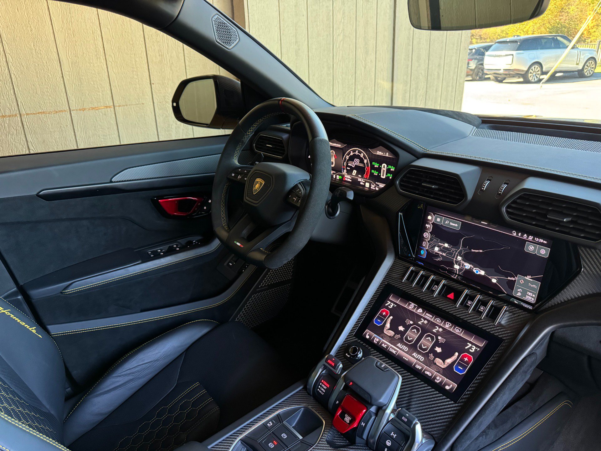 Used 2024 Lamborghini Urus Performante AWD/4WD image 27