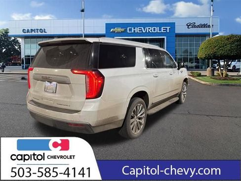 Used 2024 GMC Yukon XL Denali w/ Advanced Technology Package image 19