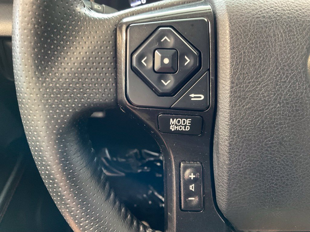Used 2017 Toyota 4Runner TRD Off-Road w/ Convenience Package AWD/4WD image 11