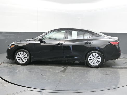 Certified 2025 Nissan Sentra S image 5