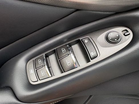 Used 2018 INFINITI Q50 Sport AWD/4WD image 11