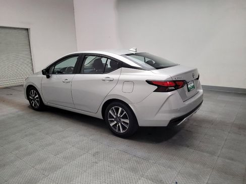 Used 2023 Nissan Versa SV FWD image 3