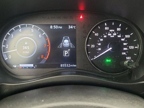Used 2021 Nissan Kicks SR FWD image 23