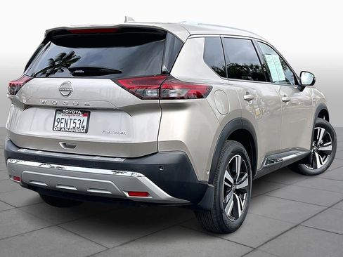 Used 2023 Nissan Rogue Platinum w/ Platinum Premium Package image 12