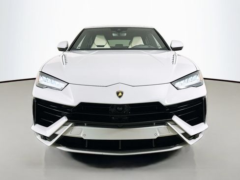 Used 2024 Lamborghini Urus S AWD/4WD image 2