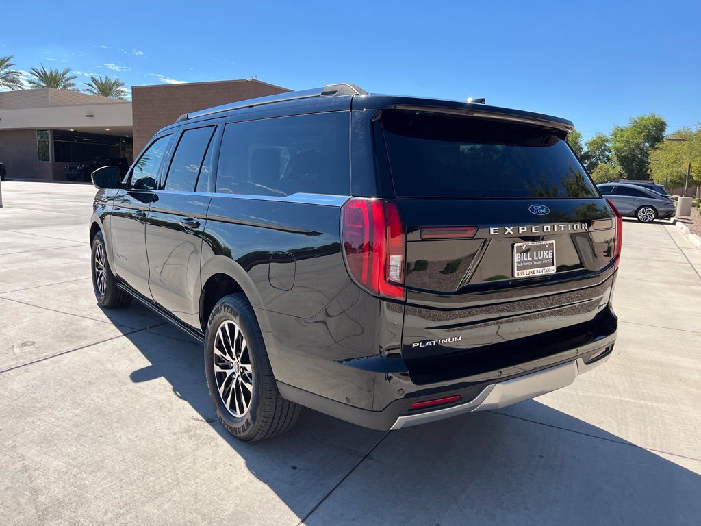 Used 2025 Ford Expedition Max Platinum AWD/4WD image 9