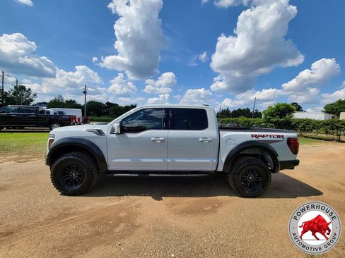 New 2026 Ford F150 Raptor AWD/4WD image 3