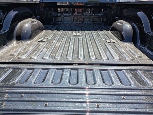 Used 2025 RAM 2500 Laramie AWD/4WD image 29