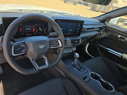 New 2025 Ford Mustang Coupe image 15