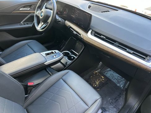 Used 2023 BMW X1 xDrive28i w/ Convenience Package AWD/4WD image 16