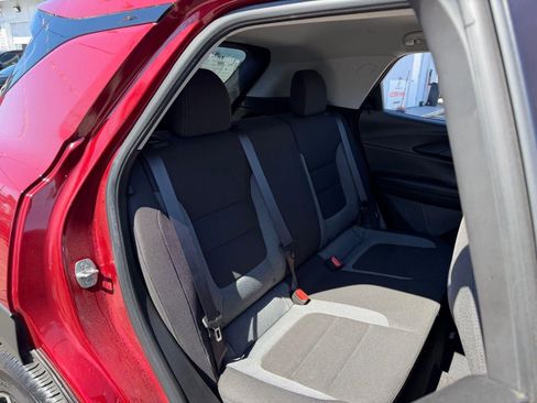 Used 2022 Chevrolet TrailBlazer LT w/ Convenience Package image 14