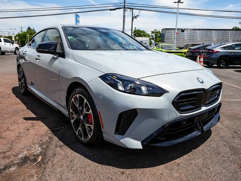 Used 2025 BMW M235i xDrive w/ Premium Package AWD/4WD image 3