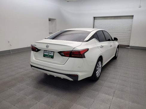 Used 2020 Nissan Altima 2.5 S FWD image 9