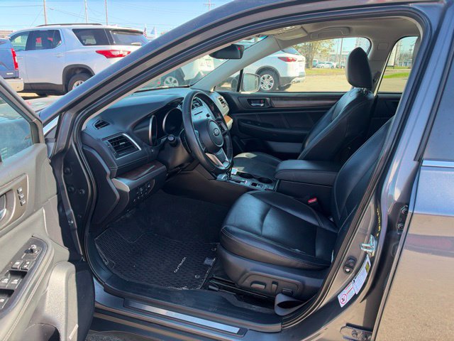 Used 2018 Subaru Outback 2.5i Limited AWD/4WD image 10
