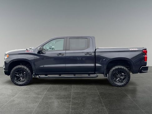 Used 2024 Chevrolet Silverado 1500 LT Trail Boss w/ Convenience Package II AWD/4WD image 4